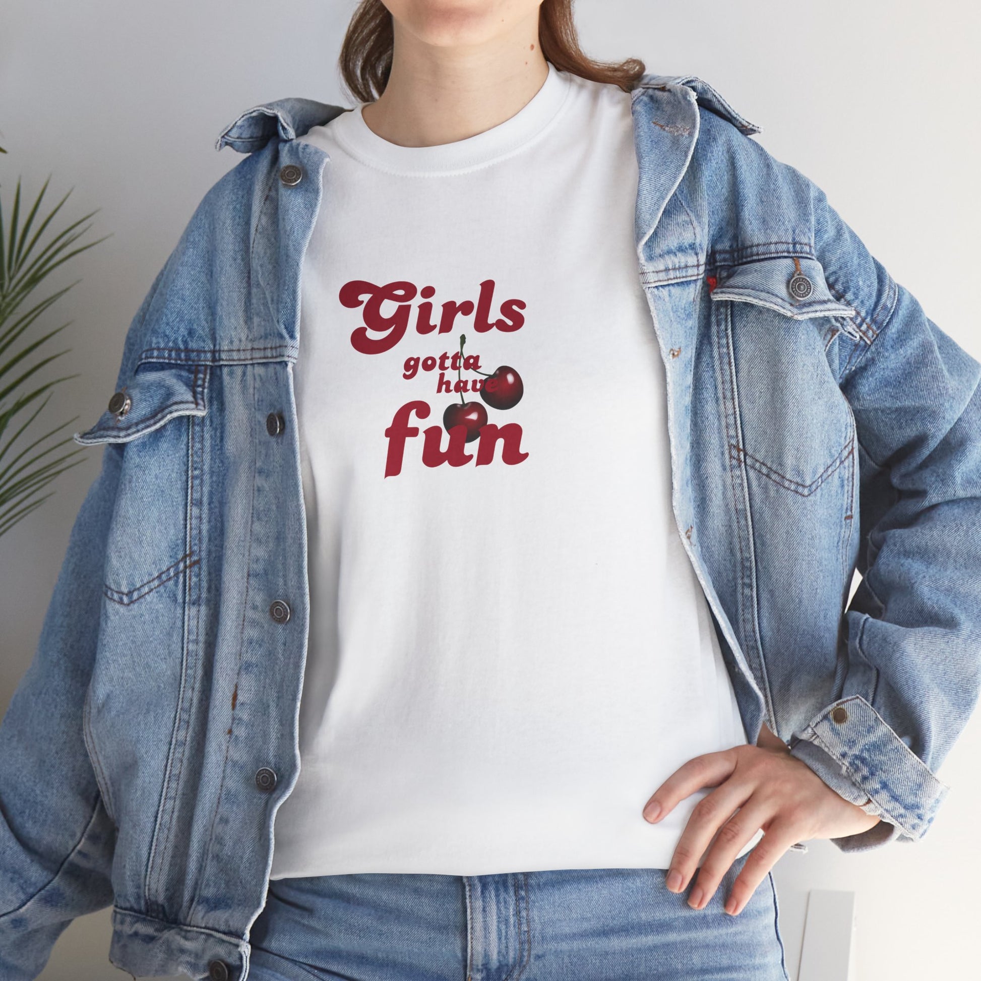 Girls Gotta Have Fun Tee , Graphic Trendy T-Shirt for Teens & Women – CLUB SASI Streetwear